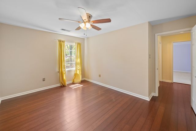 7545 WHEATLEY DR, Germantown, TN 38138