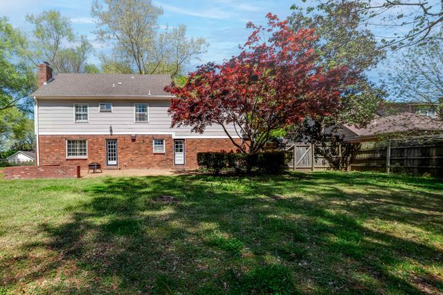 7545 WHEATLEY DR, Germantown, TN 38138