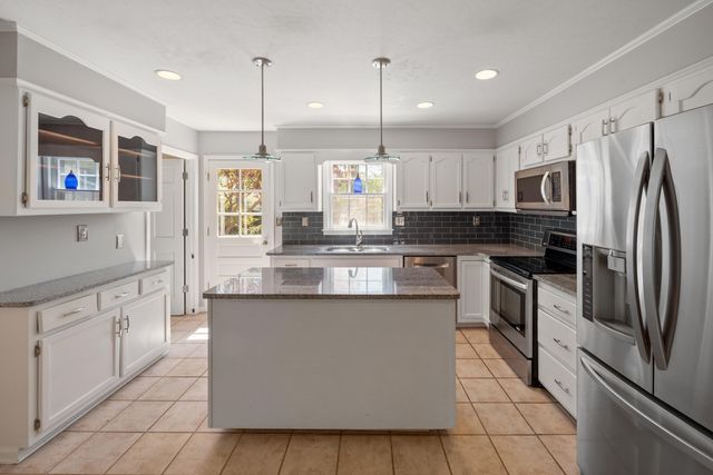 7545 WHEATLEY DR, Germantown, TN 38138