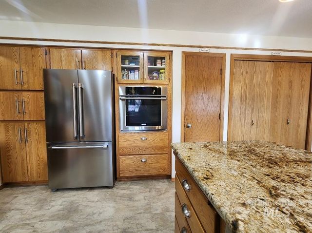 2835 24th St, Clarkston, WA 99403