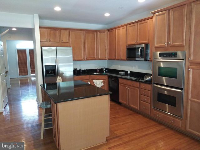 7232 FAIR OAK DR, Hanover, MD 21076