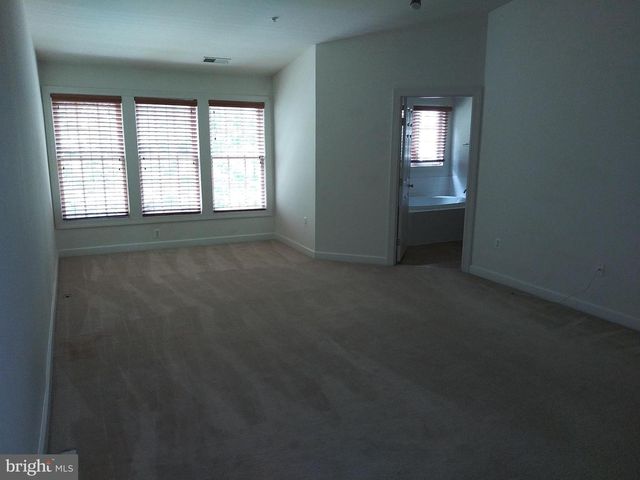 7232 FAIR OAK DR, Hanover, MD 21076