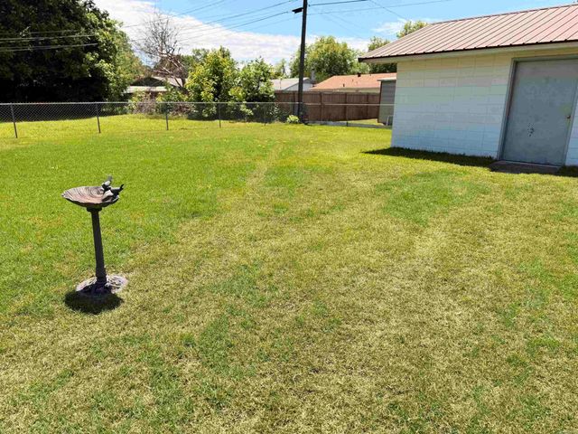 1302 S UTAH Street, Pine Bluff, AR 71601