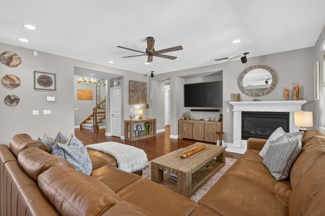 3155 Willow Bridge Ct, Roseville, CA 95747