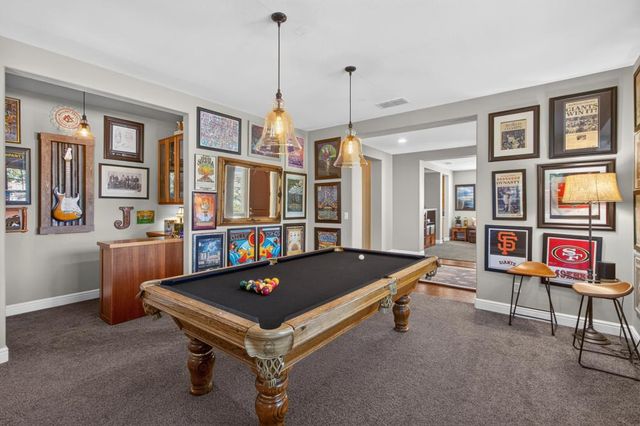 3155 Willow Bridge Ct, Roseville, CA 95747