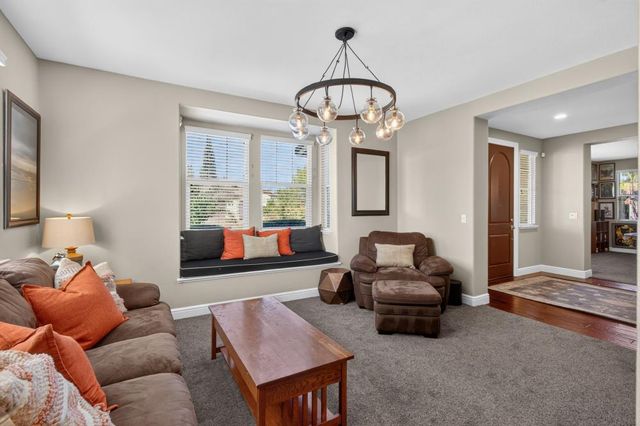 3155 Willow Bridge Ct, Roseville, CA 95747