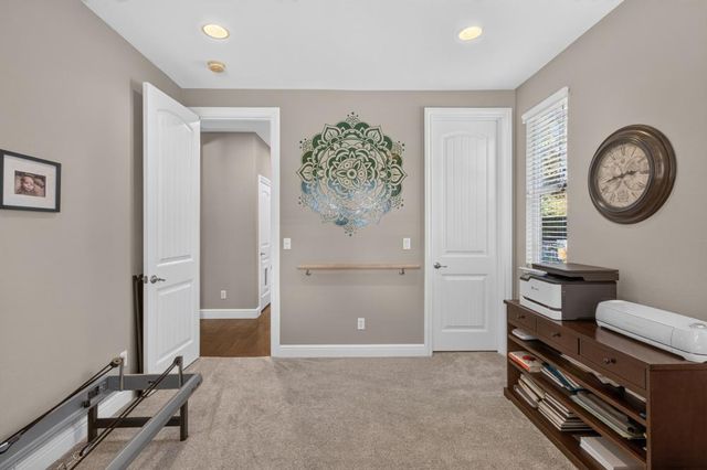 3155 Willow Bridge Ct, Roseville, CA 95747
