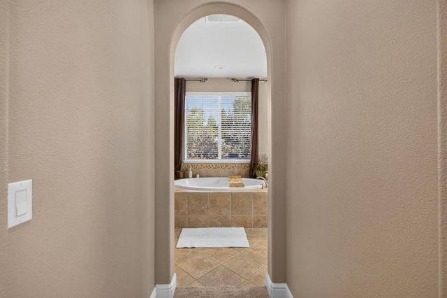 3155 Willow Bridge Ct, Roseville, CA 95747