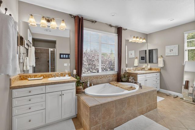 3155 Willow Bridge Ct, Roseville, CA 95747