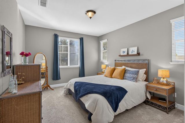 3155 Willow Bridge Ct, Roseville, CA 95747