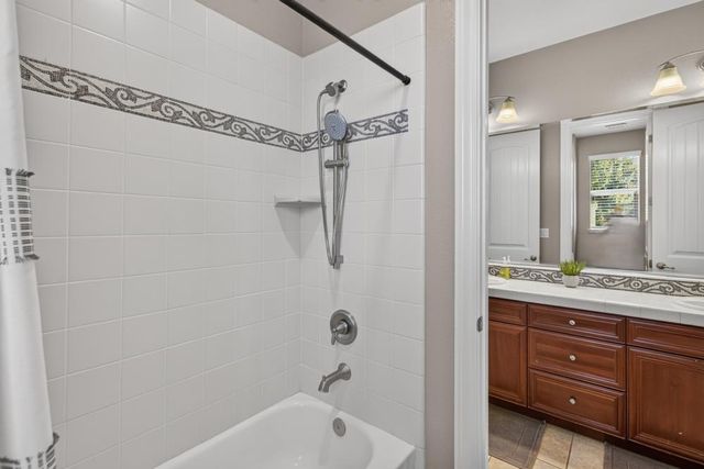 3155 Willow Bridge Ct, Roseville, CA 95747