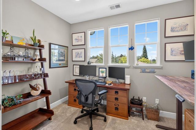 3155 Willow Bridge Ct, Roseville, CA 95747