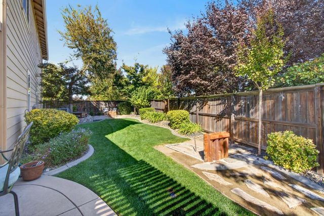 3155 Willow Bridge Ct, Roseville, CA 95747