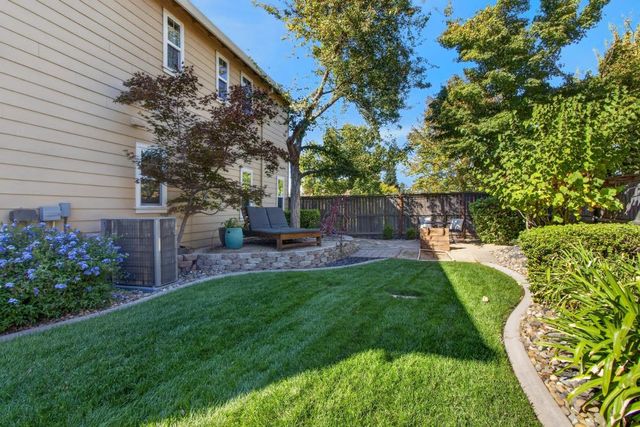 3155 Willow Bridge Ct, Roseville, CA 95747