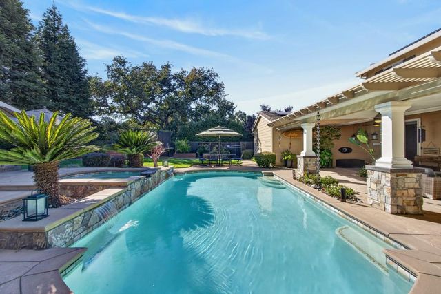 3155 Willow Bridge Ct, Roseville, CA 95747