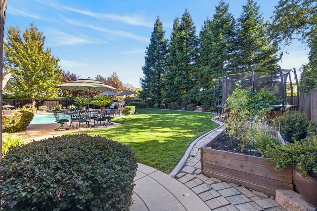 3155 Willow Bridge Ct, Roseville, CA 95747
