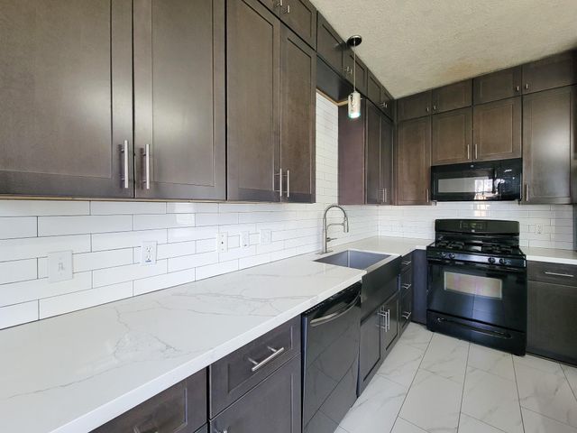 714 Yawl Court, Crosby, TX 77532