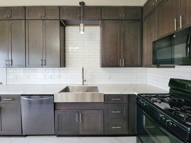 714 Yawl Court, Crosby, TX 77532