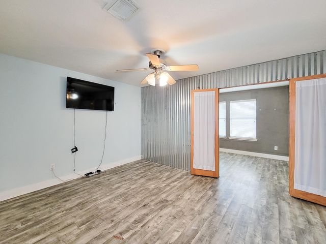 714 Yawl Court, Crosby, TX 77532