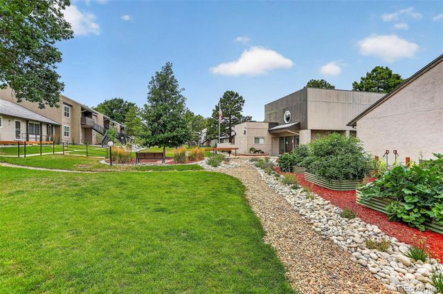 7110 S Gaylord Street P8, Centennial, CO 80122