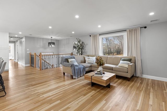 1686 Washington Street, Walpole, MA 02081