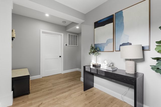 1686 Washington Street, Walpole, MA 02081