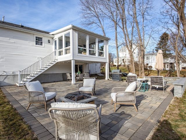 1686 Washington Street, Walpole, MA 02081