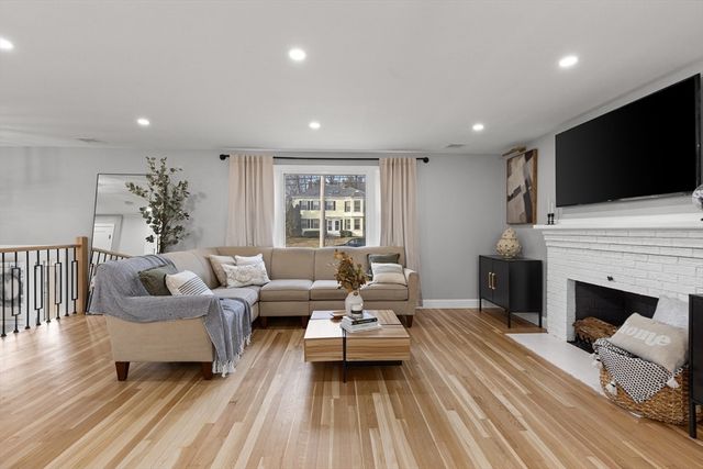 1686 Washington Street, Walpole, MA 02081