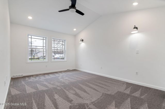 2024 Parklawn Avenue, Rotterdam, NY 12306