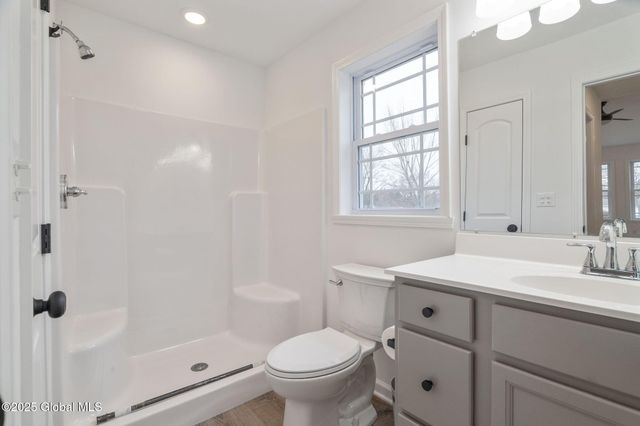 2024 Parklawn Avenue, Rotterdam, NY 12306