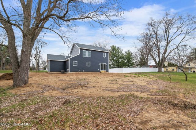 2024 Parklawn Avenue, Rotterdam, NY 12306