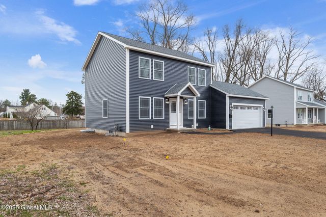 2024 Parklawn Avenue, Rotterdam, NY 12306