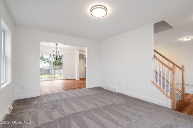2024 Parklawn Avenue, Rotterdam, NY 12306