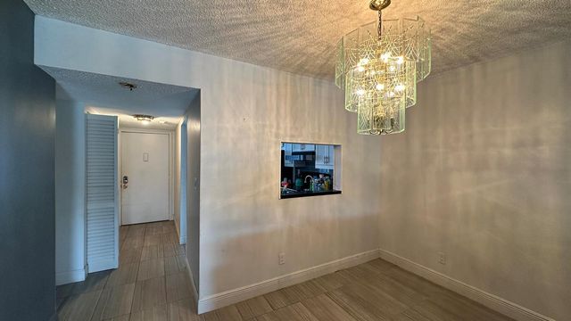 3601 Inverrary Drive 206, Lauderhill, FL 33319