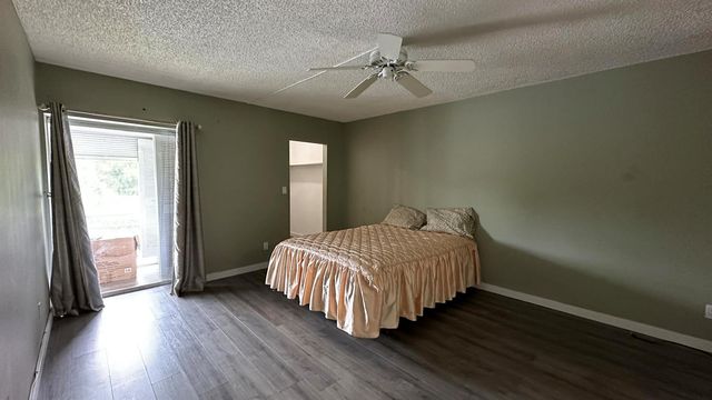 3601 Inverrary Drive 206, Lauderhill, FL 33319