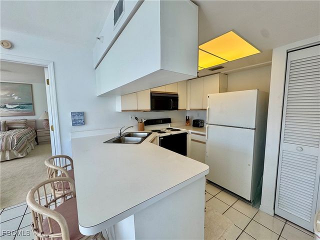 7390 Estero BLVD 403, Fort Myers Beach, FL 33931