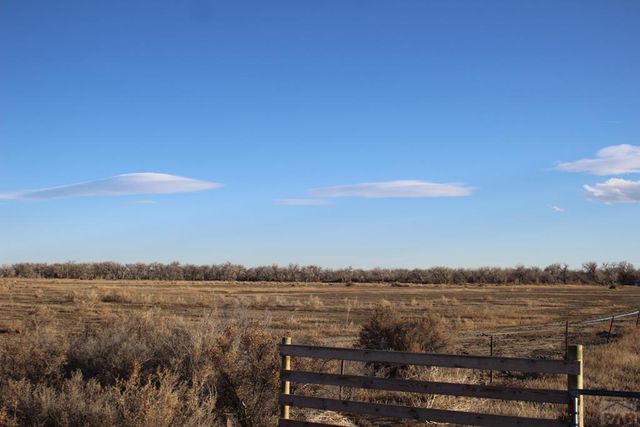 49300 E State HWY 96, Avondale, CO 81022