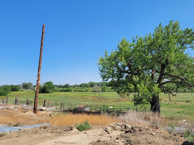 49300 E State HWY 96, Avondale, CO 81022