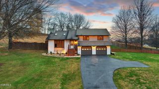 609 Live Oak Court, Johnson City, TN 37615