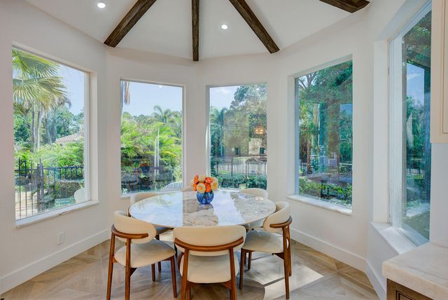 2584 SE Ranch Acres Circle, Jupiter, FL 33478