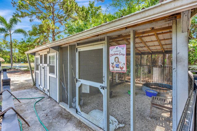 2584 SE Ranch Acres Circle, Jupiter, FL 33478