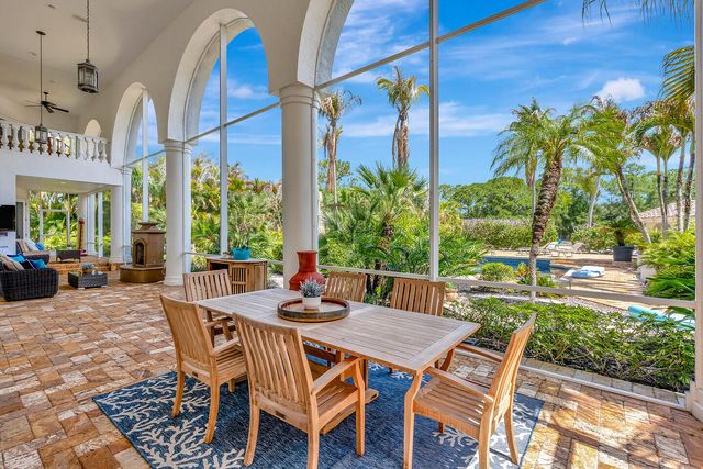 2584 SE Ranch Acres Circle, Jupiter, FL 33478