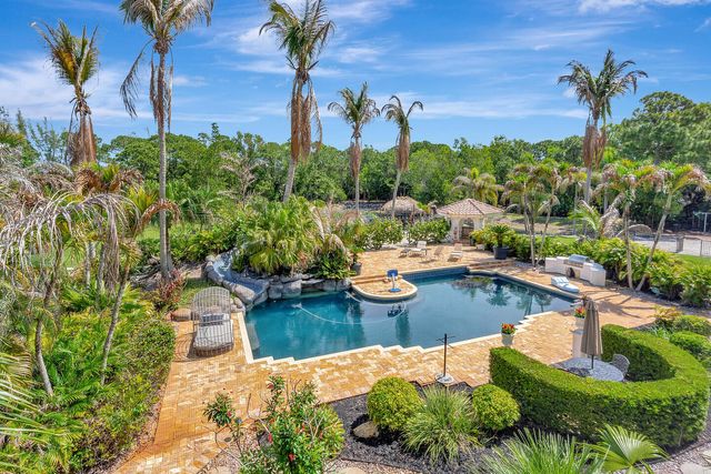 2584 SE Ranch Acres Circle, Jupiter, FL 33478
