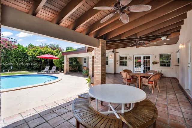 9861 SW 130th St, Miami, FL 33176