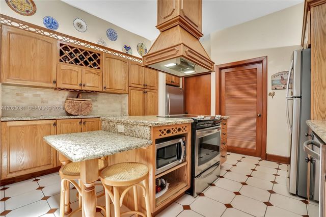 9861 SW 130th St, Miami, FL 33176