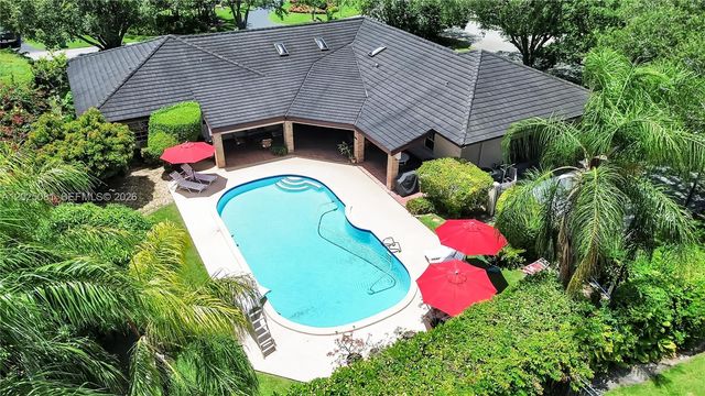 9861 SW 130th St, Miami, FL 33176