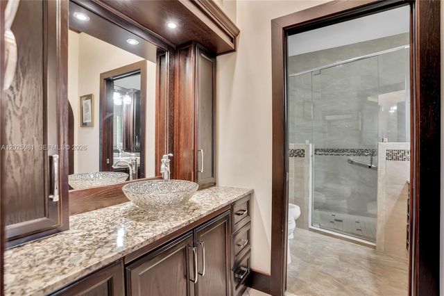 9861 SW 130th St, Miami, FL 33176