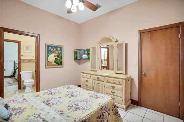 9861 SW 130th St, Miami, FL 33176