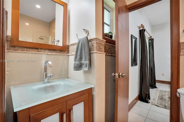 9861 SW 130th St, Miami, FL 33176