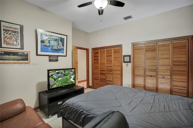 9861 SW 130th St, Miami, FL 33176
